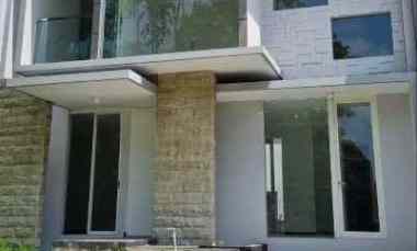 dijual rumah greenwood citraland