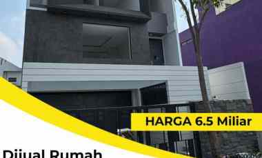 Dijual Rumah Mewah Greenwood Citraland Surabaya Garasi 6 Mobil