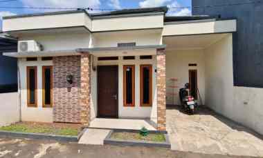 gambar dijual rumah griya arkhana 1 no b5 jl
