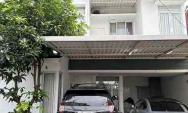 Rumah Minimalis Manis di Elang Malindo Jatiwaringin, Jakarta Timur