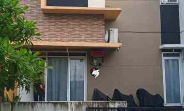 dijual rumah griya bukit jaya 2