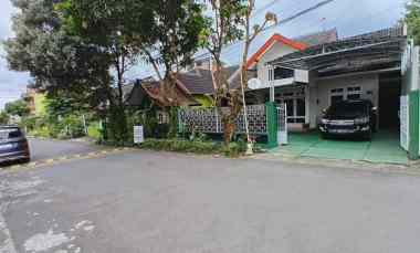 dijual rumah griya purwa asri
