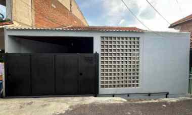 dijual rumah griya winays