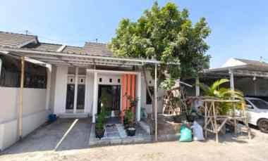 dijual rumah grojogan wirokerten