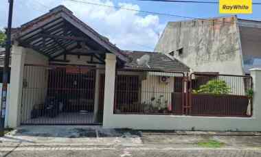 dijual rumah gununganyar harapan