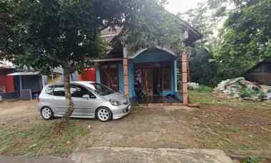 Rumah Kampung dekat Desa Wisata Kandri di Gunungpati Semarang