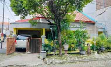 dijual rumah gunungsari karangpilang