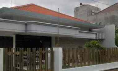 dijual rumah hadap utara lokasi di manyar