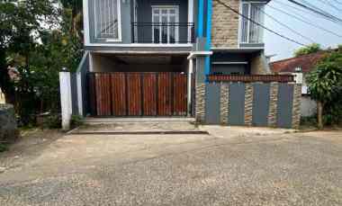 dijual rumah hambalang
