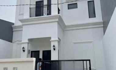 dijual rumah harapan indah 1