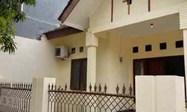 dijual rumah harapan indah 1 perumahan