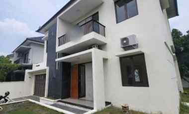 dijual rumah harapan indah cluster
