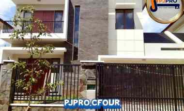 dijual rumah harapan indah cluster