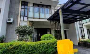 Dijual Cepat Rumah Bagus di Asia Tropis Harapan Indah Bekasi