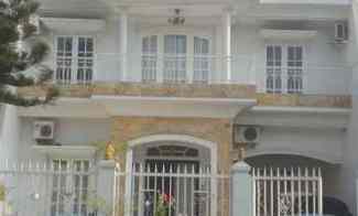Rumah 2 lantai 10x20 200m Type 4KT Harapan Indah Regency Bekasi