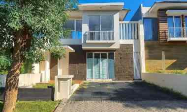 dijual rumah harewood royal residence