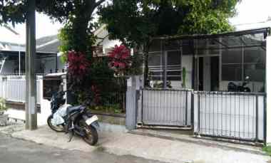 dijual rumah hitung tanah di pusat kota cimahi