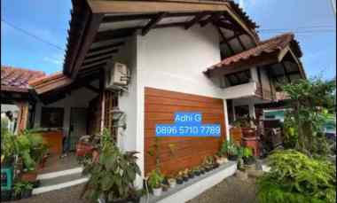 dijual rumah hook asri di pasteur bandung
