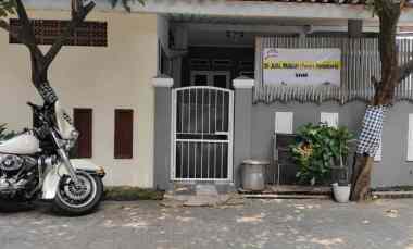 dijual rumah hook ciledug kota tangerang