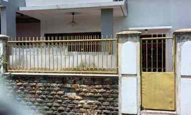 dijual rumah hook dekat polsek ciwastra