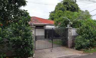 dijual rumah hook strategis cempaka putih timur