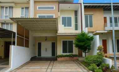 dijual rumah imperial beach