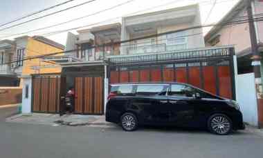 dijual rumah jagakarsa