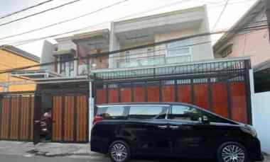 dijual rumah jagakarsa