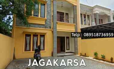 dijual rumah jagakarsa