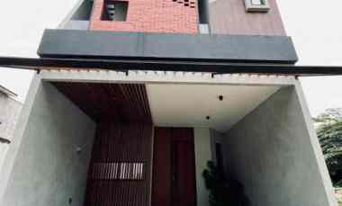 dijual rumah jagakarsa
