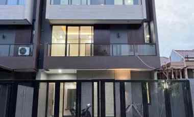 dijual rumah jagakarsa jakarta selatan