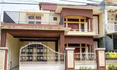 dijual rumah jakasetia