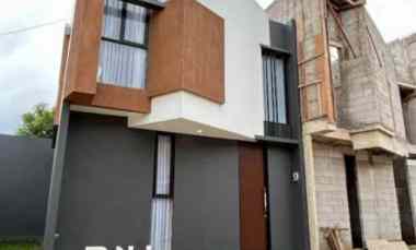 dijual rumah jalan abiasa