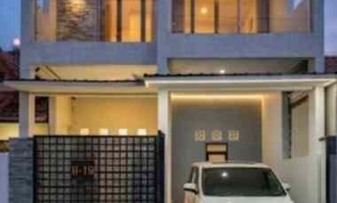 dijual rumah jalan babatan pratama