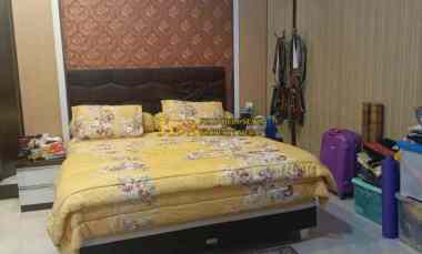 dijual rumah jalan bunga tanjung xi