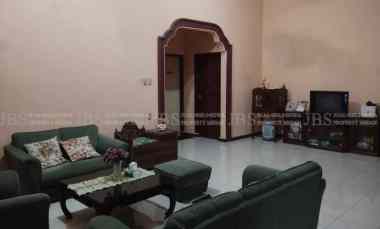 Dijual Rumah di Jalan Bunga Tanjung XI - Medan Kondisi Siap Huni