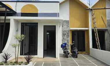 Rumah Baru 1 Lantai Siap Huni Luas 60m2 dekat Terminal Busway Sawangan