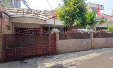 dijual rumah jalan cempaka putih tengah