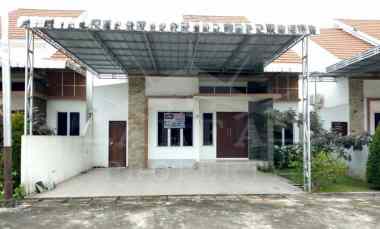 Jarang Ada Jual Rumah Tunggal One Gate System, Nyaman Siap Huni