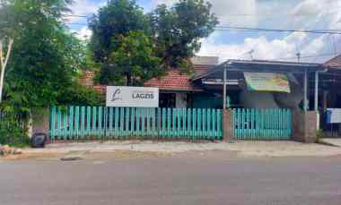 dijual rumah jalan gayungsari