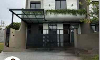 dijual rumah jalan graha famili