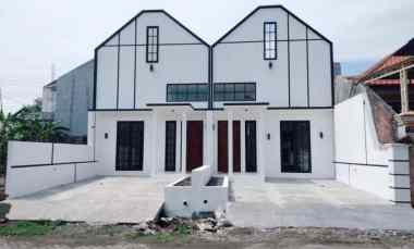 dijual rumah jalan jeruk wage