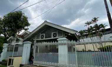 dijual rumah jalan jupiter margahayu raya