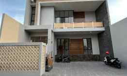 Rumah Baru 2 Lantai dalam Cluster Jalan Kaliurang km 10 dekat ke Ugm
