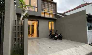 Rumah Furnished 10 menit ke Kampus Ugm di Jalan Kaliurang km 8 Ngaglik