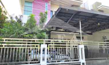Rumah Minimalis 2Lt Selangkah ke Sekolah, Pusat Perbelanjaan