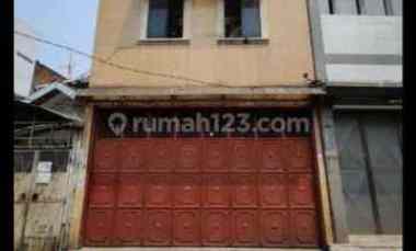 Harga Menarik Dijual Rumah Krendang Barat Kota Luas 100 m2 Strategis