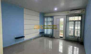 dijual rumah jalan laboratorium 1 depan