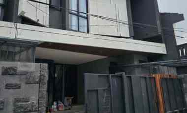 dijual rumah jalan manyar indah