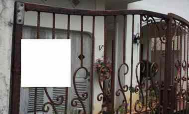 dijual rumah jalan mawar kampung ambon